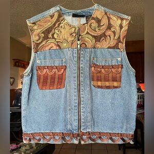 Vintage Faded Glory denim vest with lace trim, zipper, and pockets size L 10/12